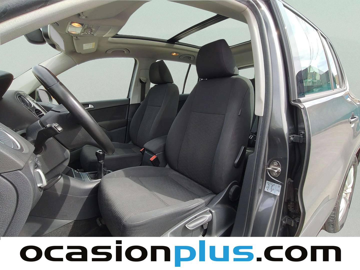 Foto asientos delanteros Volkswagen Tiguan Volkswagen Tiguan T1 2.0 TDI BMT 4x2 (150 CV)