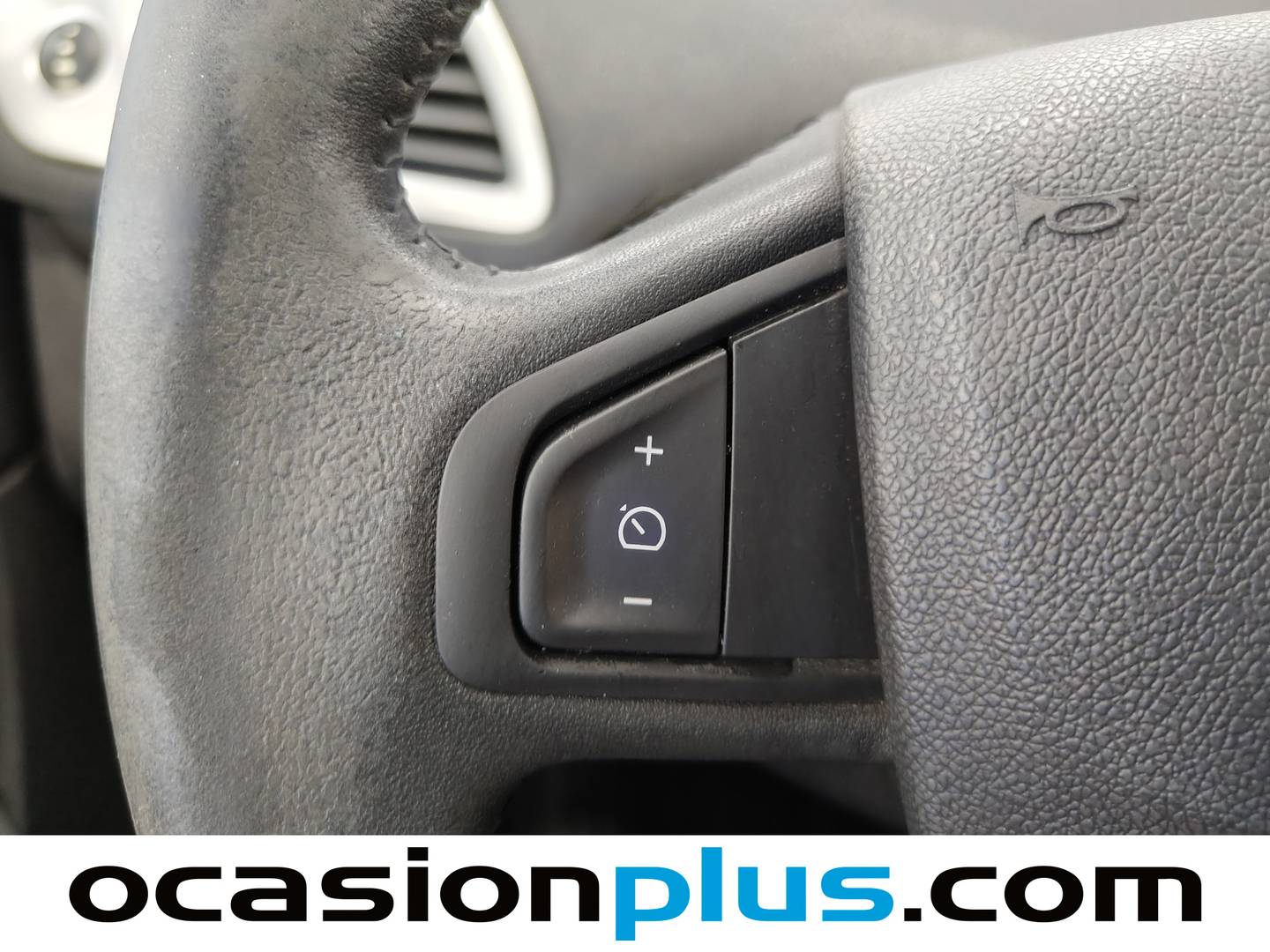 Renault Scénic Renault Scenic 1.9 dCi Family Edition (130 CV) de segunda mano