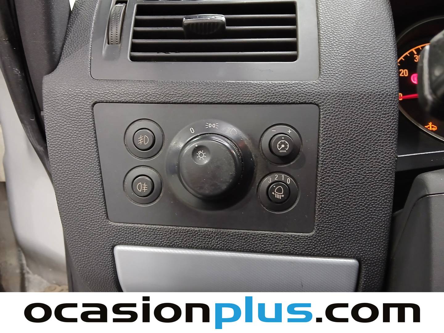 Opel Zafira Opel Zafira 1.6 16v Enjoy 7 Plazas (105 CV) de segunda mano