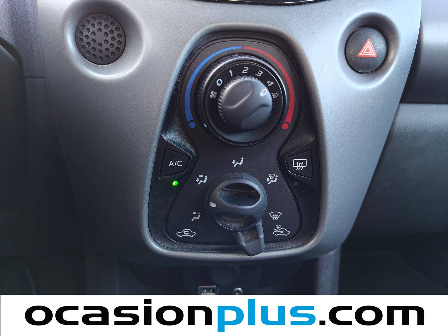 Accesorios del Toyota Aygo Toyota Aygo 1.0 70 x-play (72 CV)