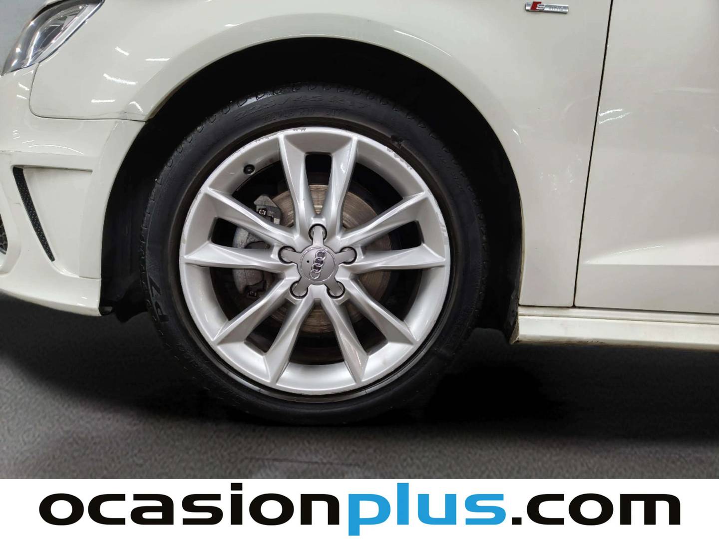 Paquetes del Audi A3 Audi A3 Sportback Adrenalin 1.6 TDI clean diesel (110 CV) S tronic Pack S-line