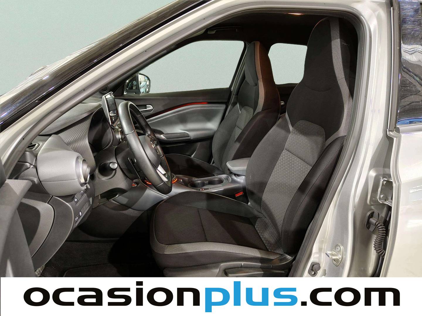 Foto asientos delanteros Nissan JUKE Nissan Juke DIG-T N-Connecta 4x2 DCT (117 CV)