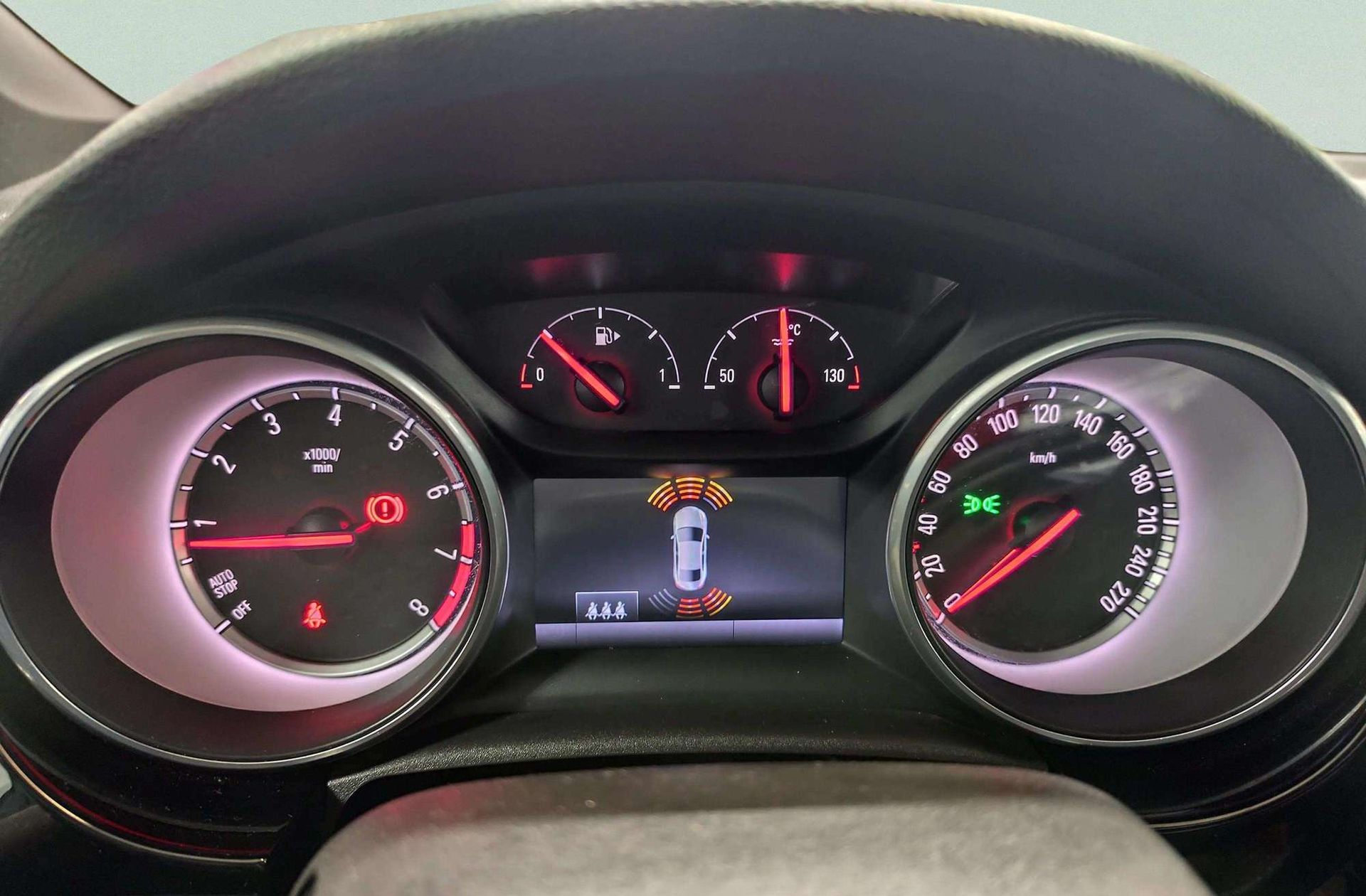 Opel Astra 1.6 Turbo GSi Line - foto 22