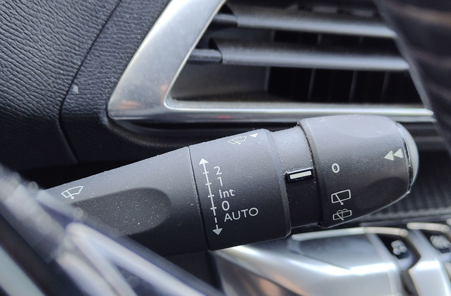 Peugeot 3008 PureTech 130 Active - foto 26