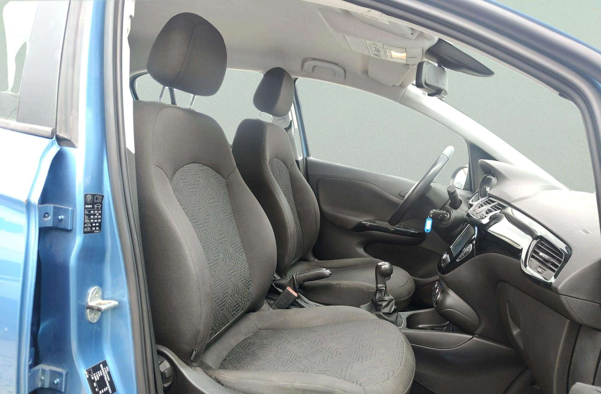 Opel Corsa 1.4 Selective - foto 14
