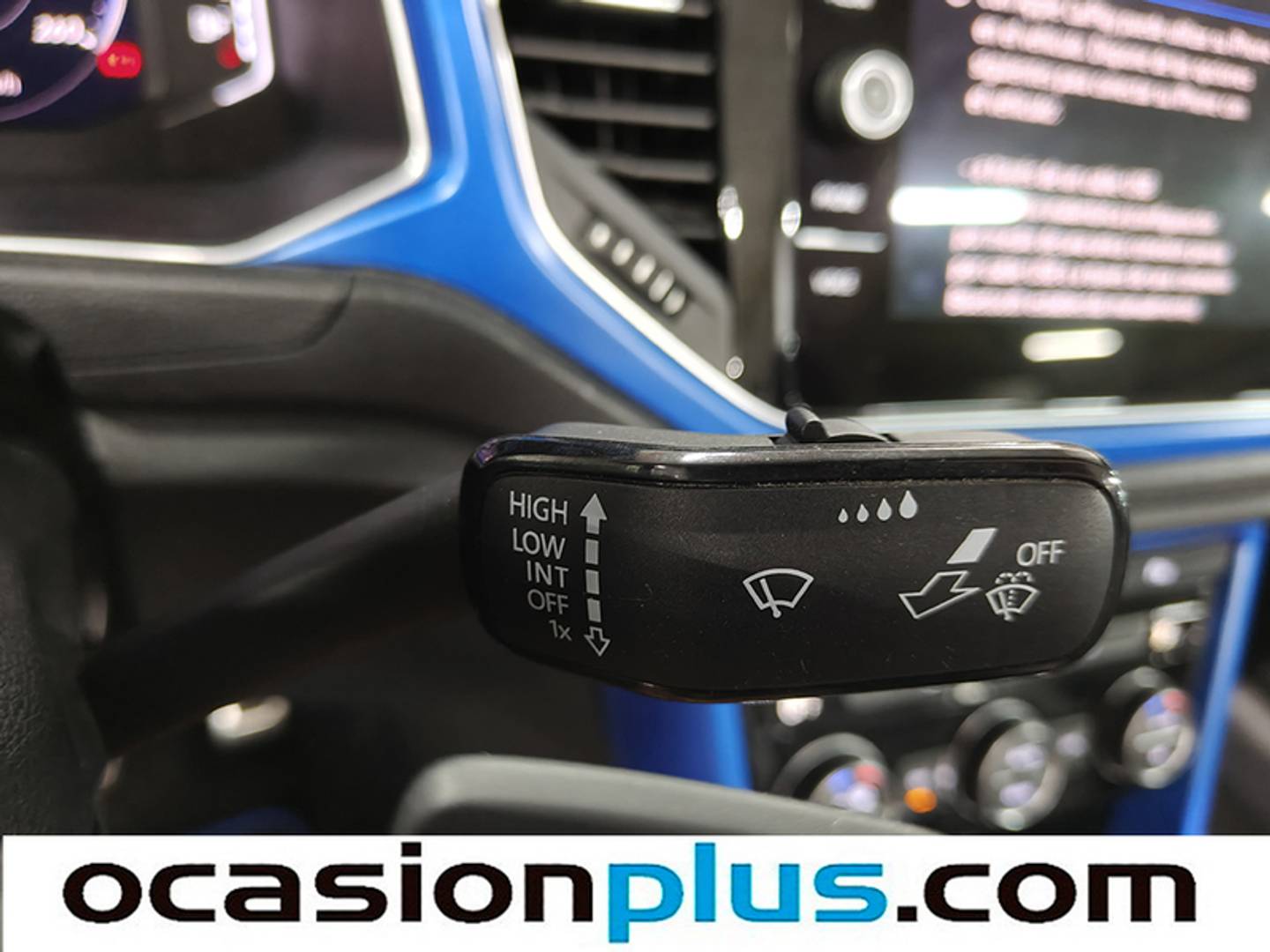 Foto Volkswagen T-Roc Volkswagen T-Roc Cabrio R-Line 1.5 TSI (150 CV)