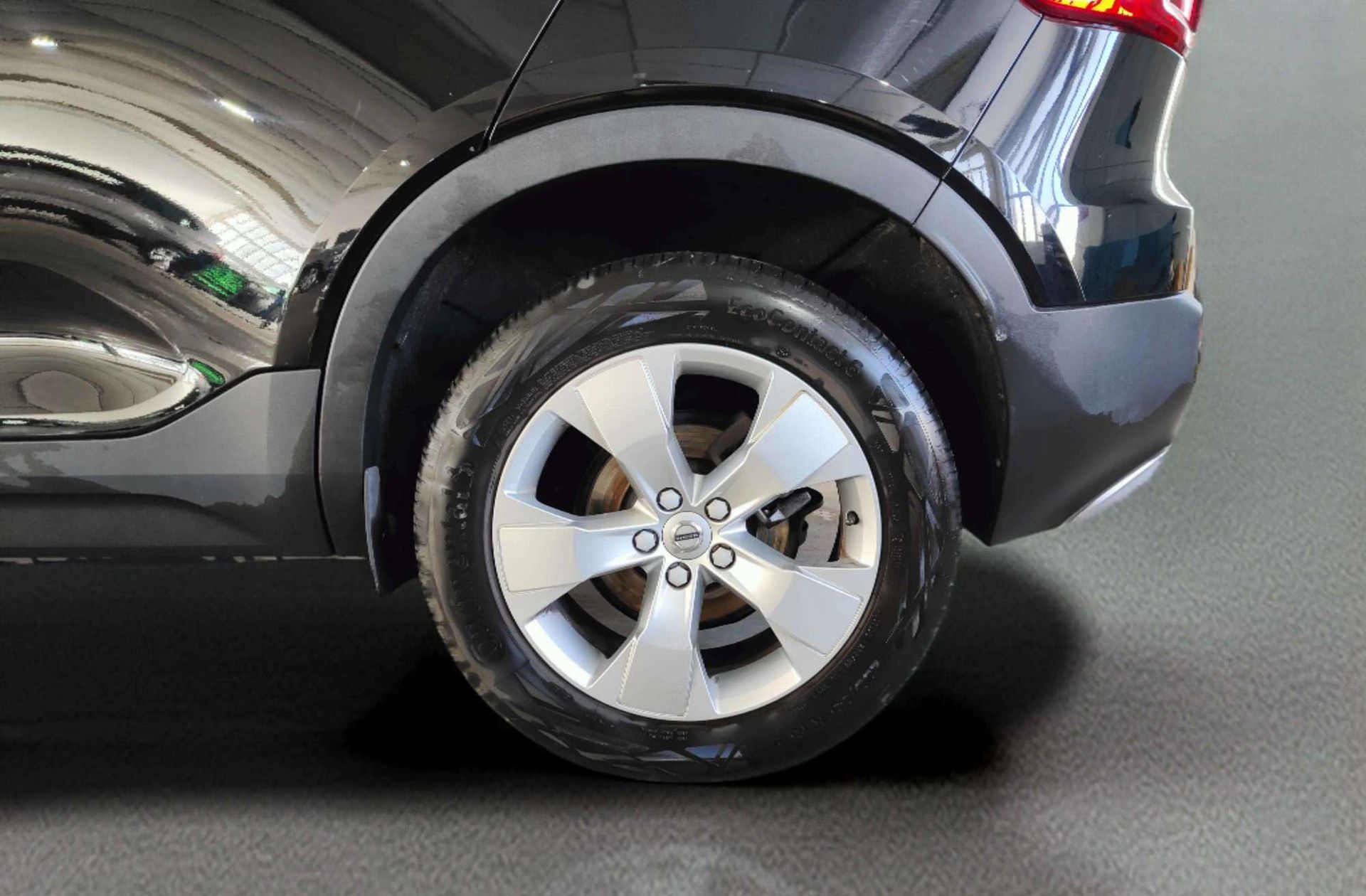 Volvo XC40 T3 Business Plus - foto 37