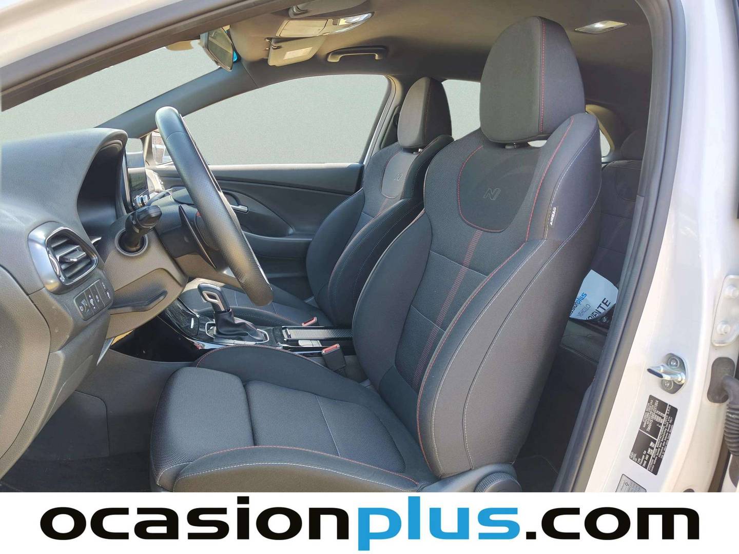 Foto asientos delanteros Hyundai i30 Hyundai i30 1.0 TGDI N Line DCT (100 CV)