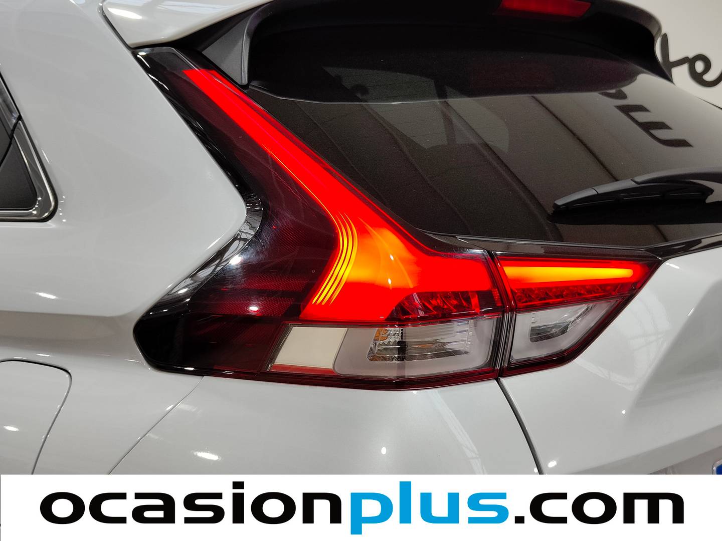 Acabados Mitsubishi Eclipse Cross Mitsubishi Eclipse Cross 2.4 PHEV Kaiteki 4WD Auto (188 CV)