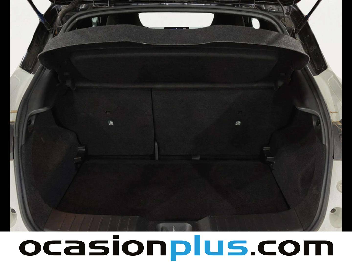 Fotos maletero Nissan JUKE Nissan Juke Hybrid N-Design Black Auto (143 CV)