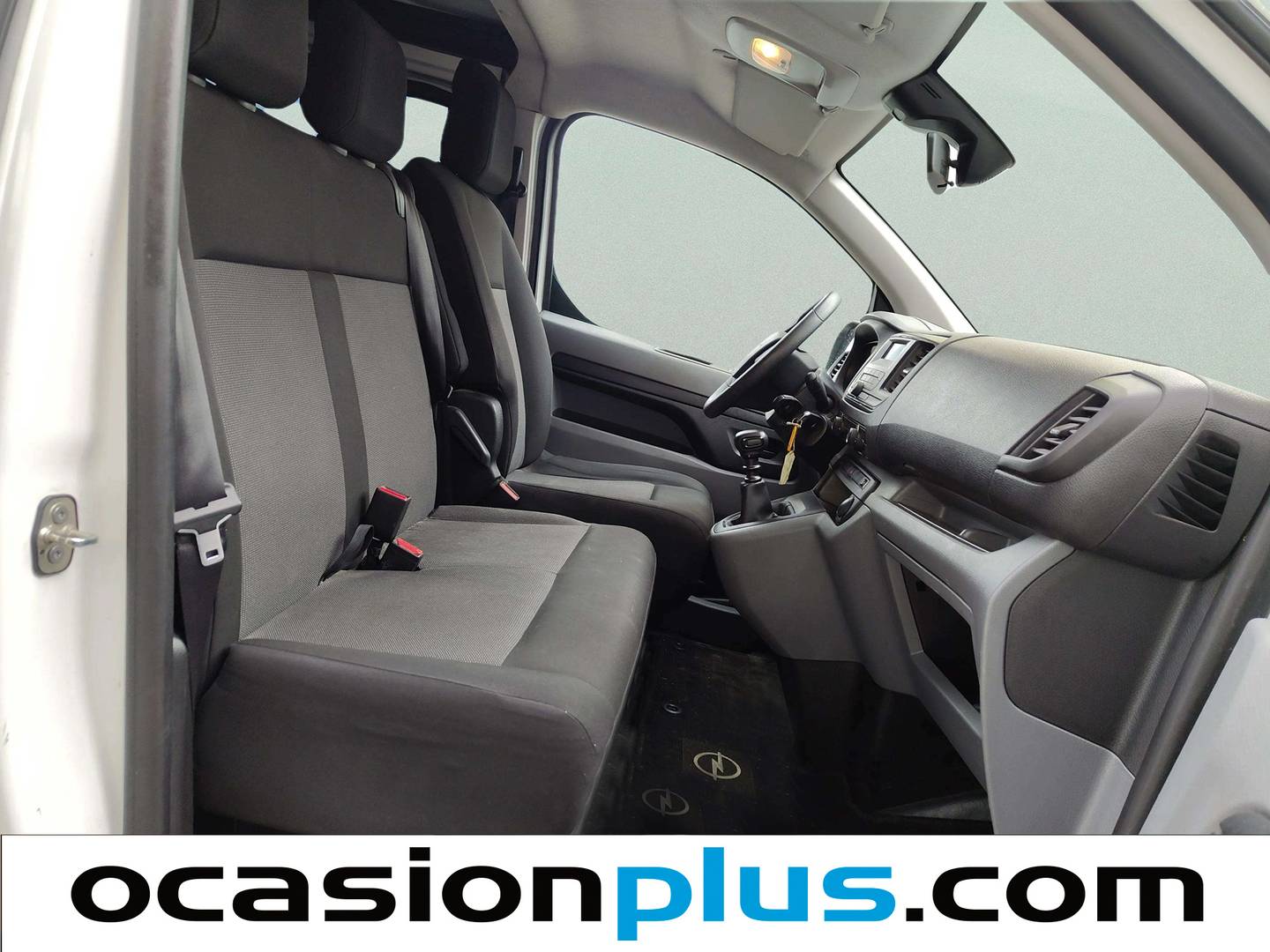 Opel Vivaro Opel Vivaro Furgon 1.5 Diesel Doble Cabina M Standard Express (120 CV)6 Plazas al mejor precio