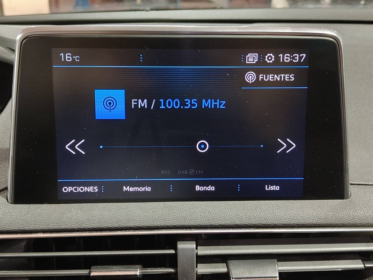 Foto Peugeot 3008 Peugeot 3008 PureTech 130 S&S Allure EAT8 (130 CV)