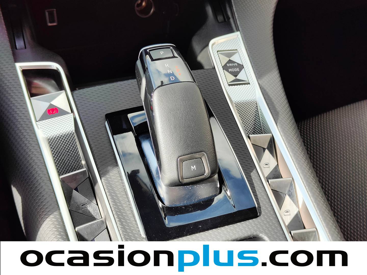 Foto DS DS 7 DS DS7 Crossback BlueHDi 130 Bastille Auto (130 CV)