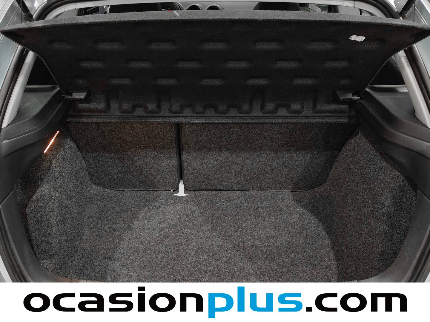 Fotos maletero Seat Ibiza Seat Ibiza 1.4 16v Reference (85 CV)