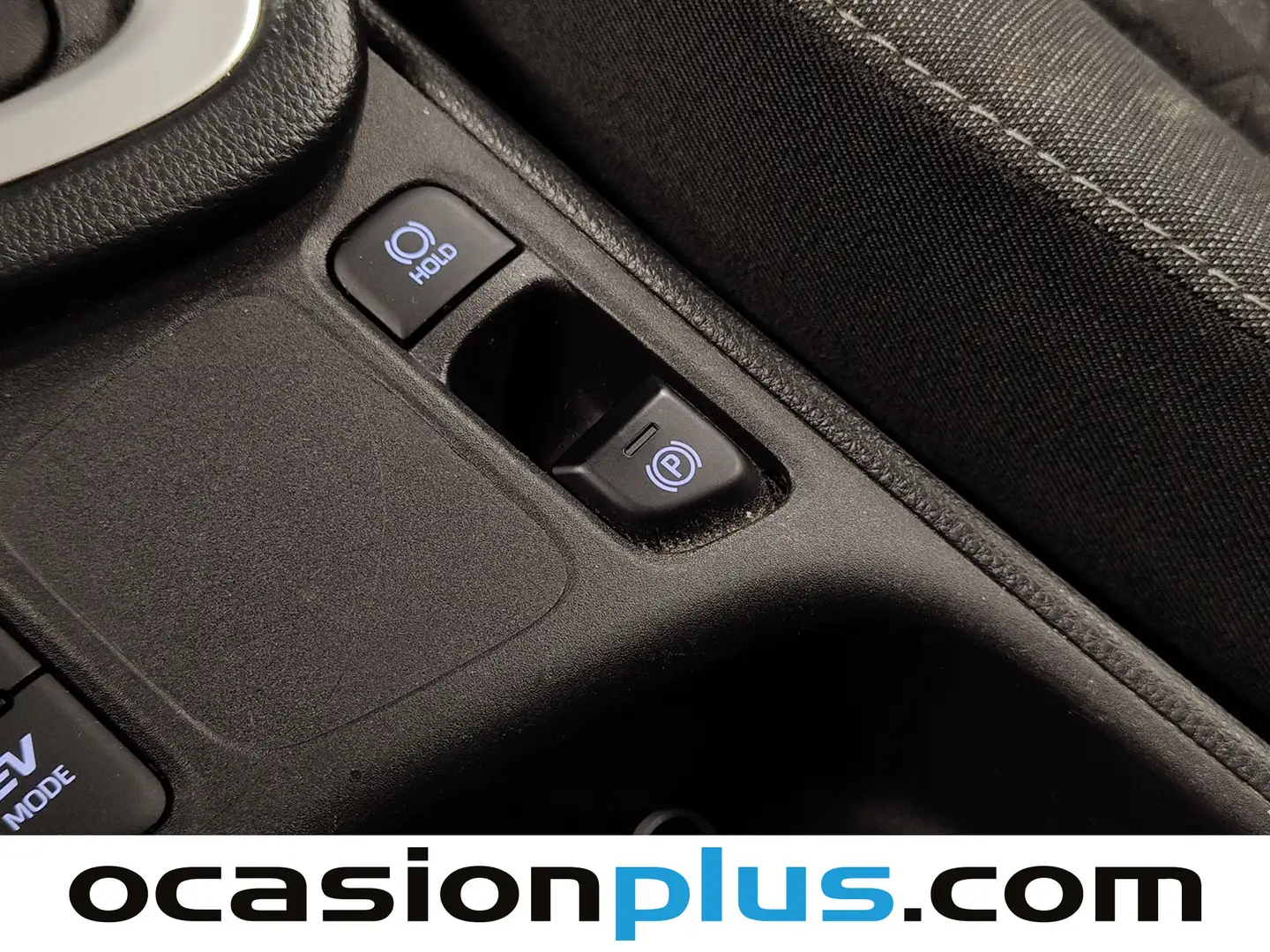 Foto Toyota Yaris Toyota Yaris 120H Business Plus (116 CV)