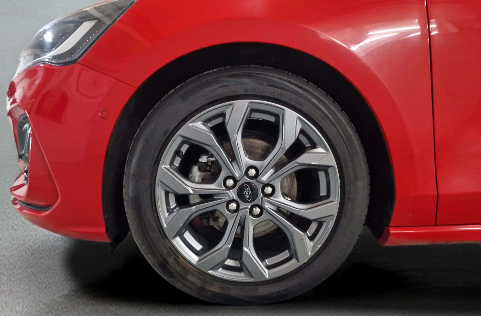 Ford Focus SportBreak 1.0 EcoBoost MHEV ST-Line - foto 42