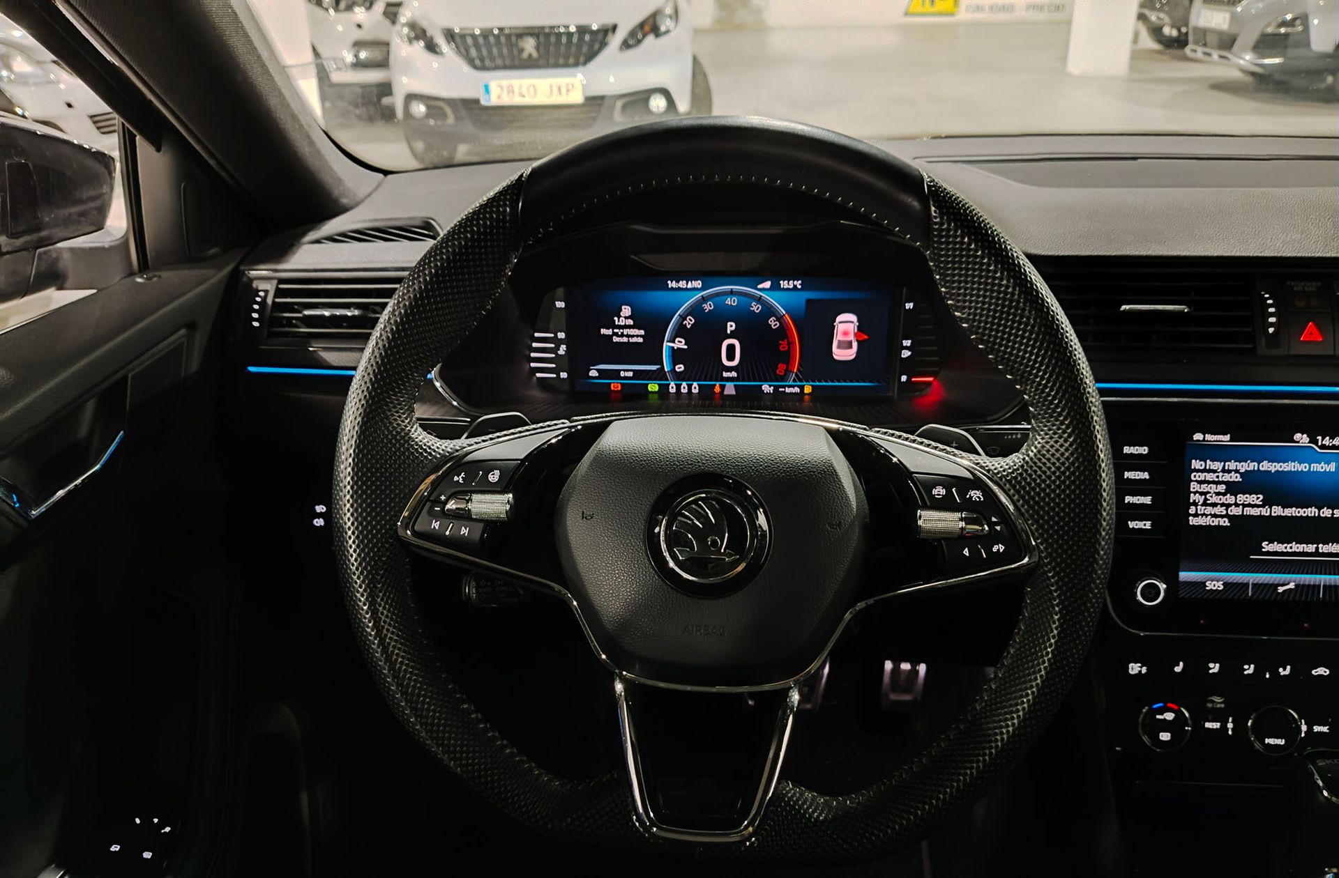 Škoda Superb 1.5 TSI Sport Line DSG - foto 29