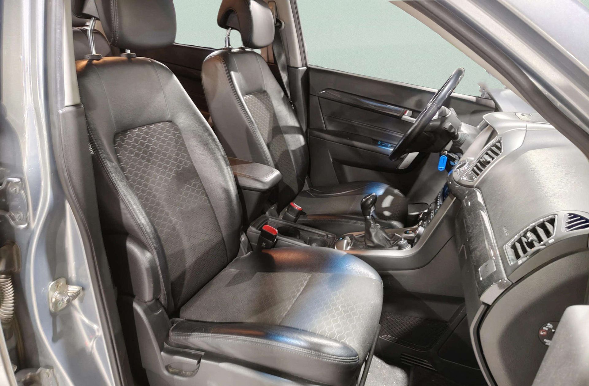 Chevrolet Captiva 2.2 Vcdi 16V LT FWD 7 plazas - foto 18