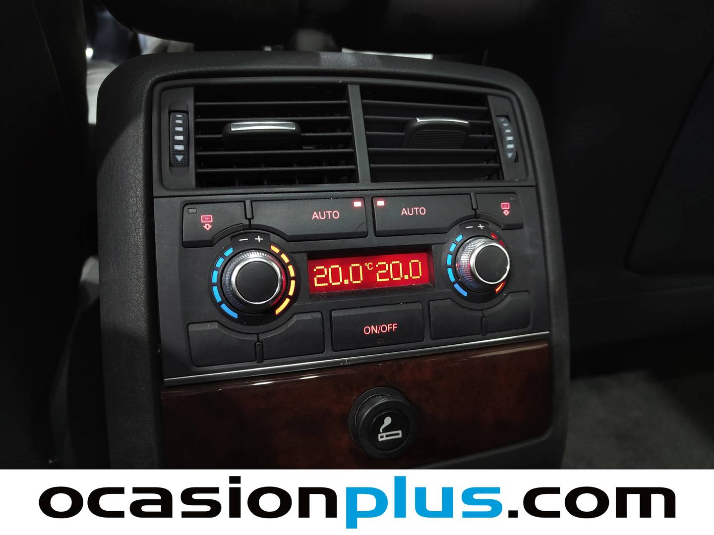 Foto Audi A8 Audi A8 4.2 quattro (335 CV) tiptronic