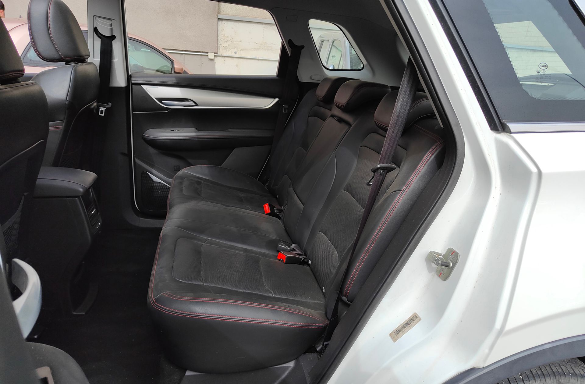 SWM G01 1.5T Luxury - foto 11