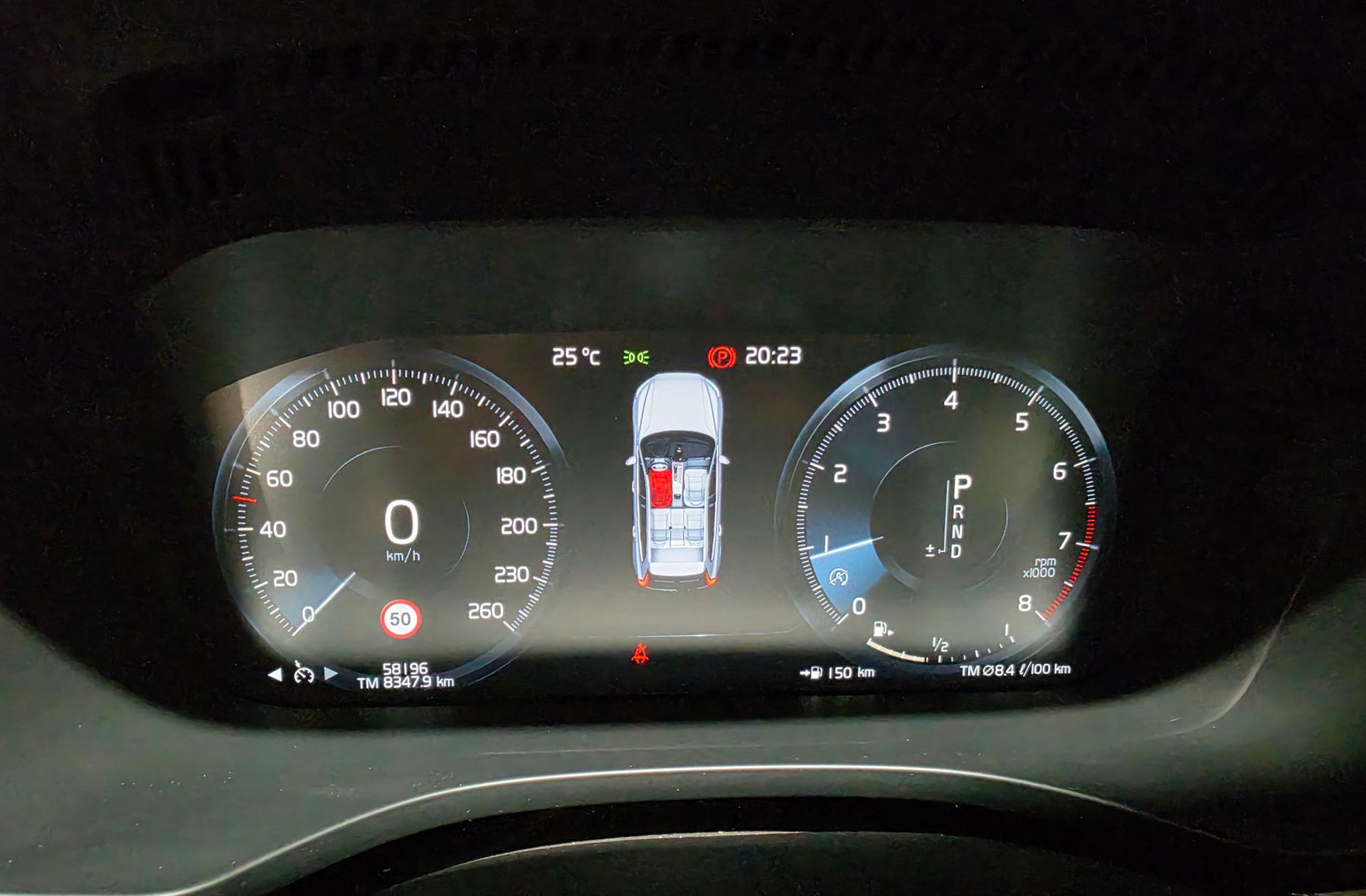 Volvo XC60 T4 Momentum - foto 25