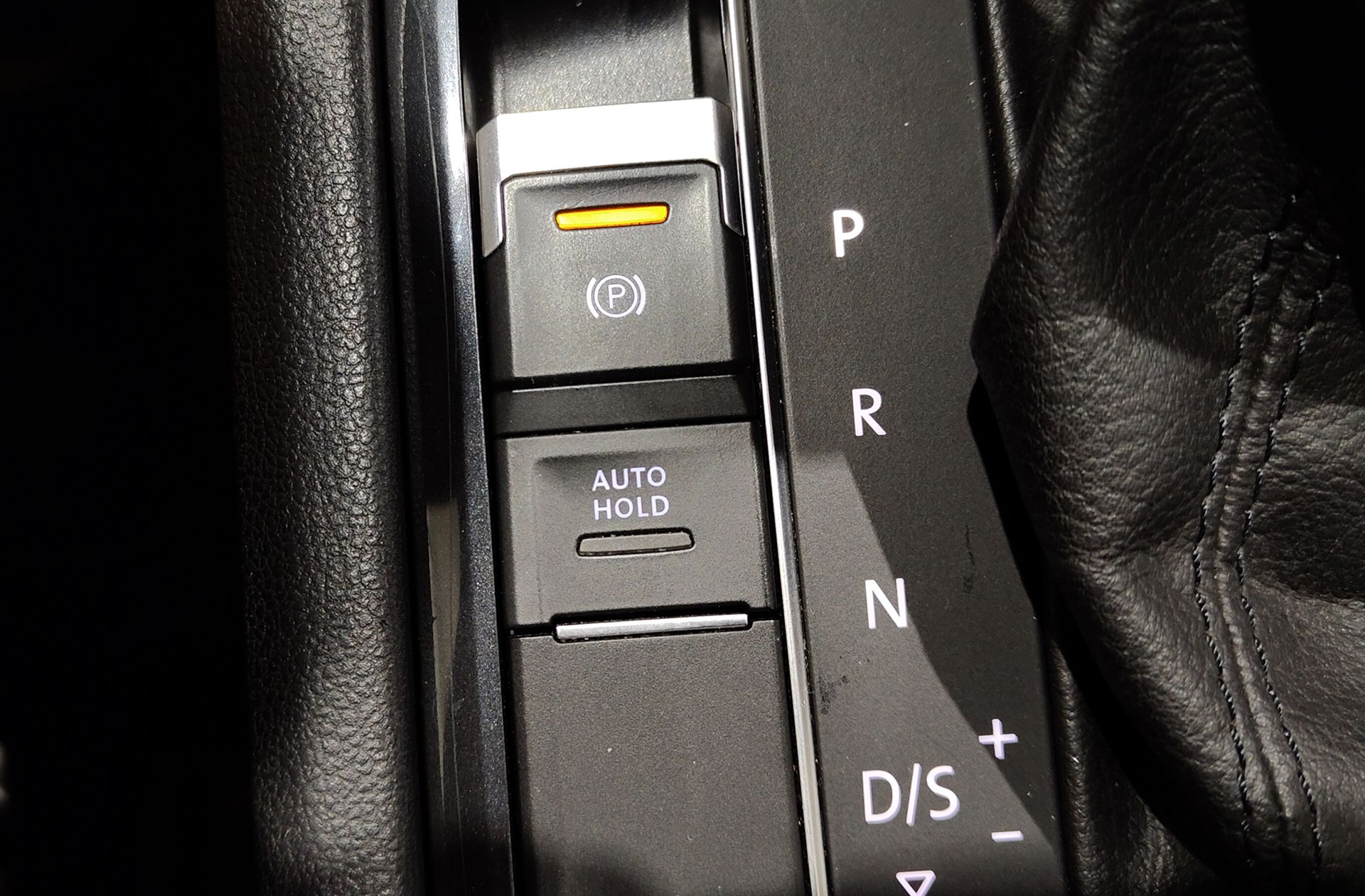 Volkswagen Tiguan Advance 1.5 TSI DSG Paquete R-Line - foto 33