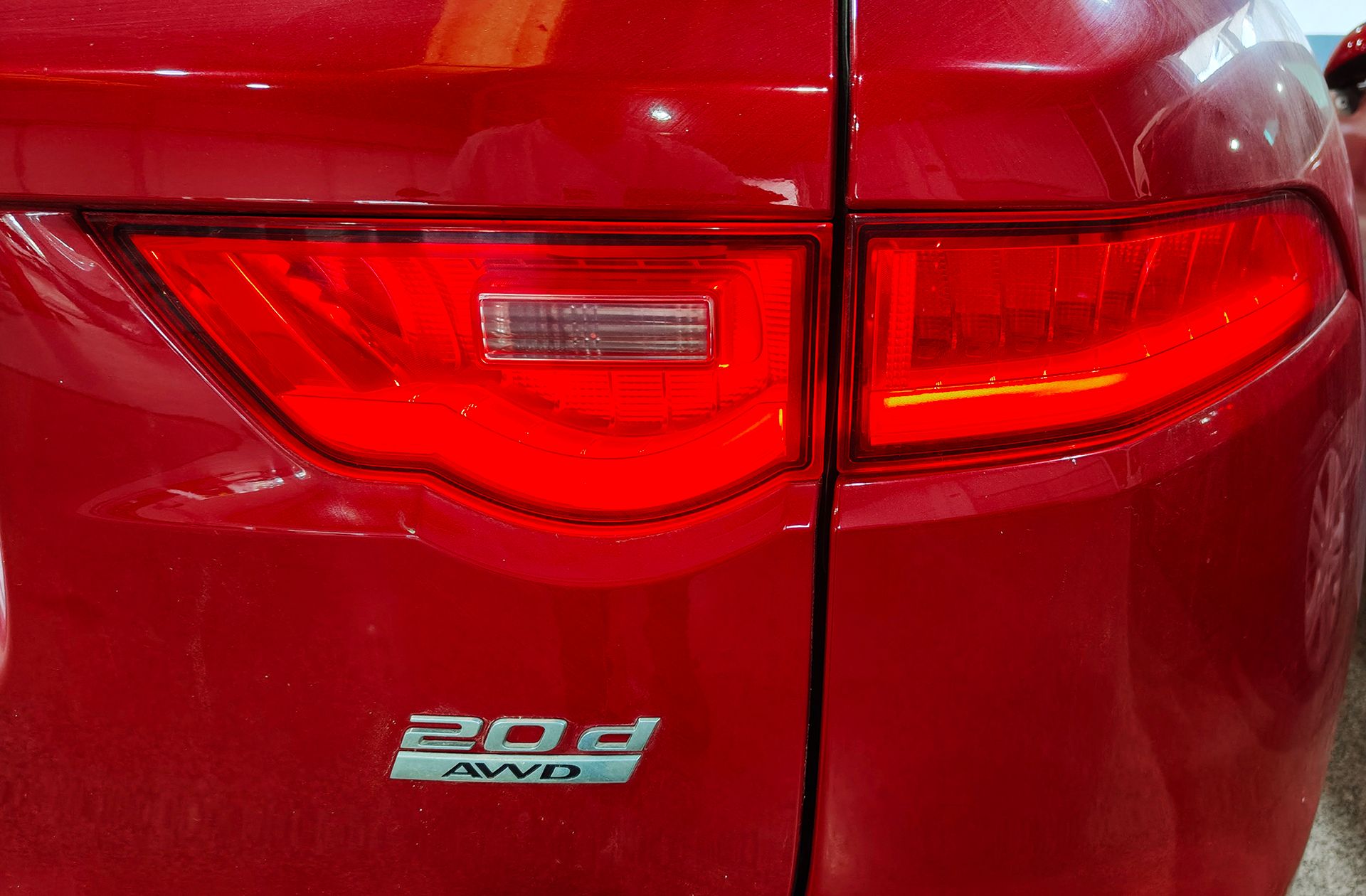 Jaguar F-Pace 2.0L i4D Prestige AWD - foto 21