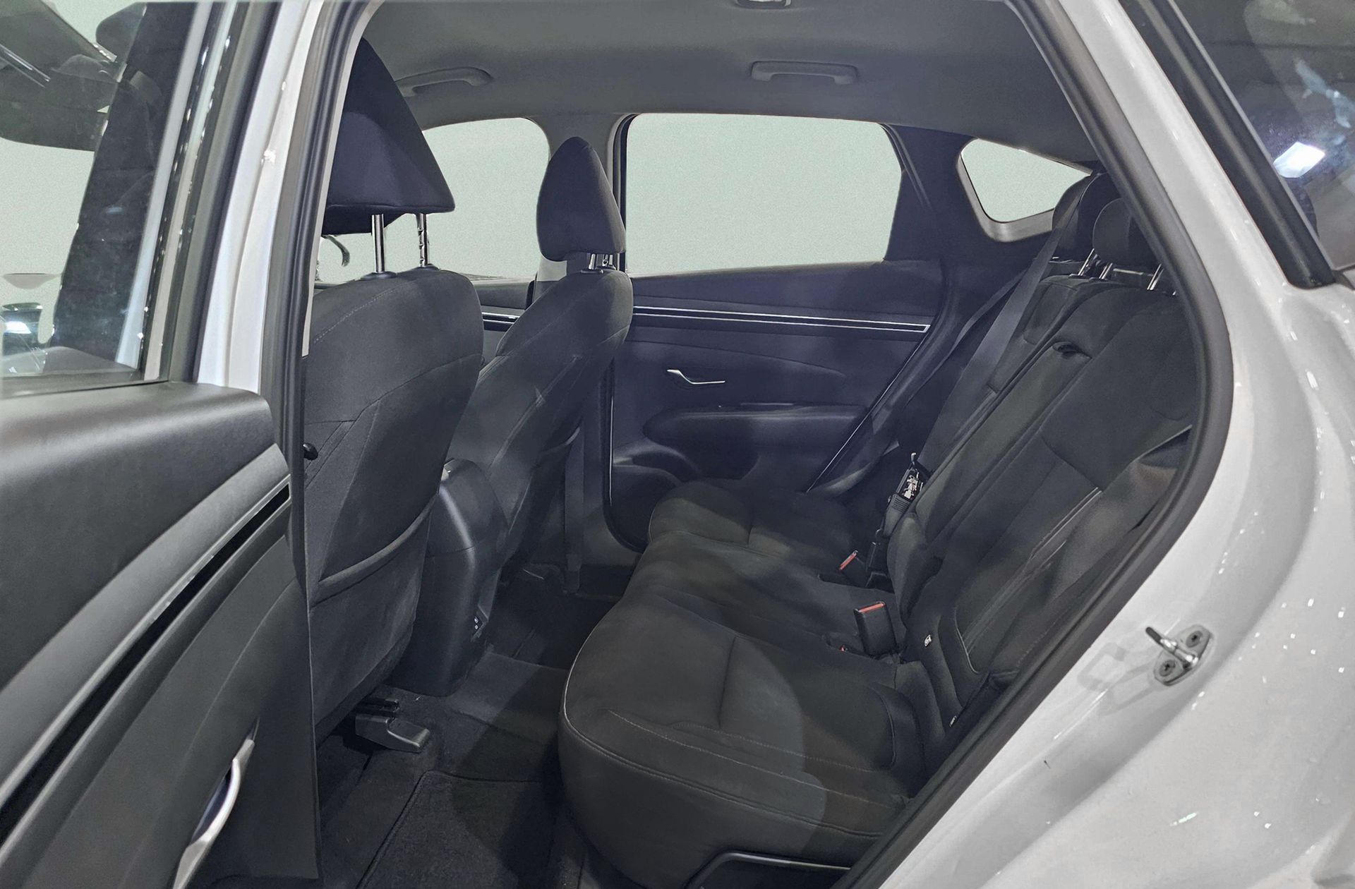 Hyundai Tucson 1.6 CRDi Maxx - foto 11