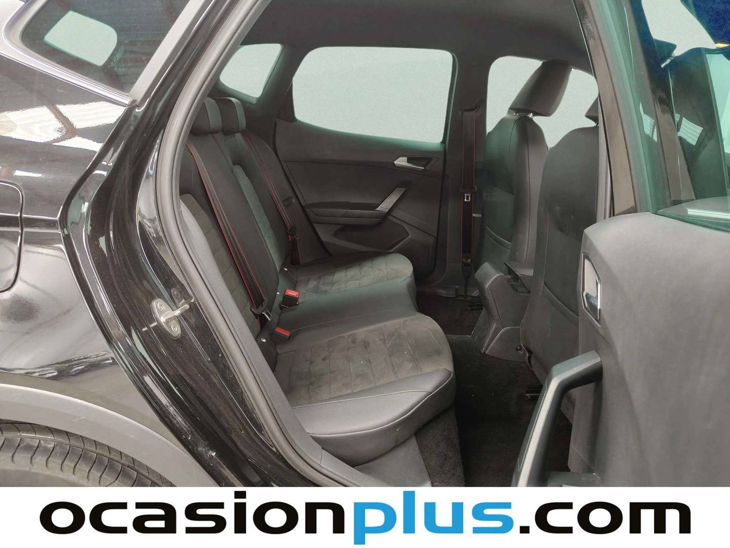 Foto Seat Arona SEAT Arona 1.0 TSI S&S FR XL (115 CV)