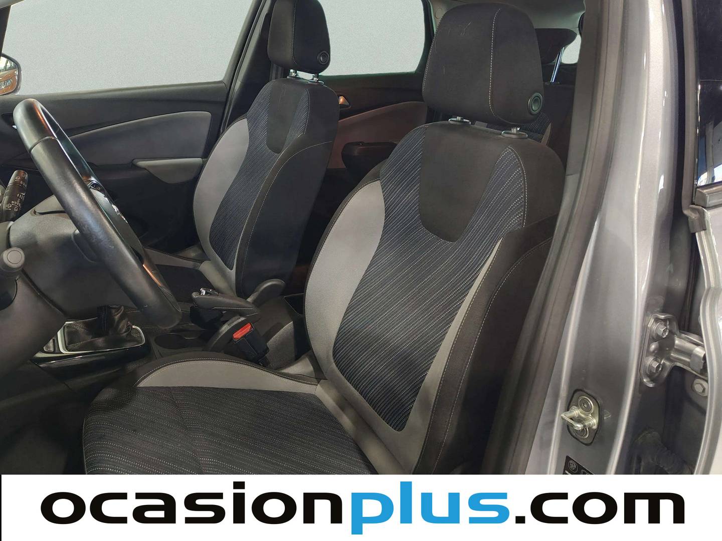 Foto asientos delanteros Opel Crossland X Opel Crossland X 1.2 S&S Design Line 120 Aniversario (110 CV)