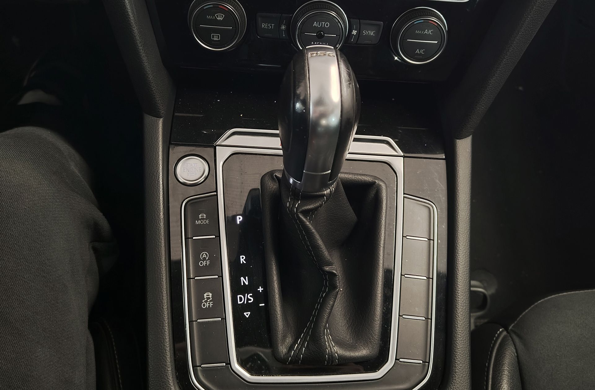 Volkswagen Arteon R-Line 2.0 TDI 4Motion DSG - foto 5