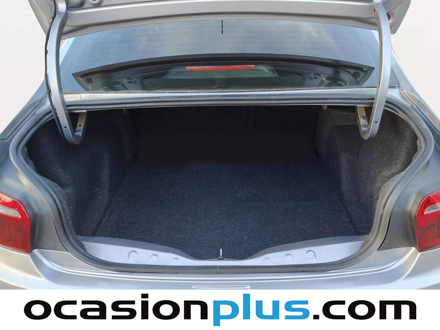 Fotos maletero Citroën C-Elysée Citroen C-Elysee BlueHDi 100 Shine (102 CV)