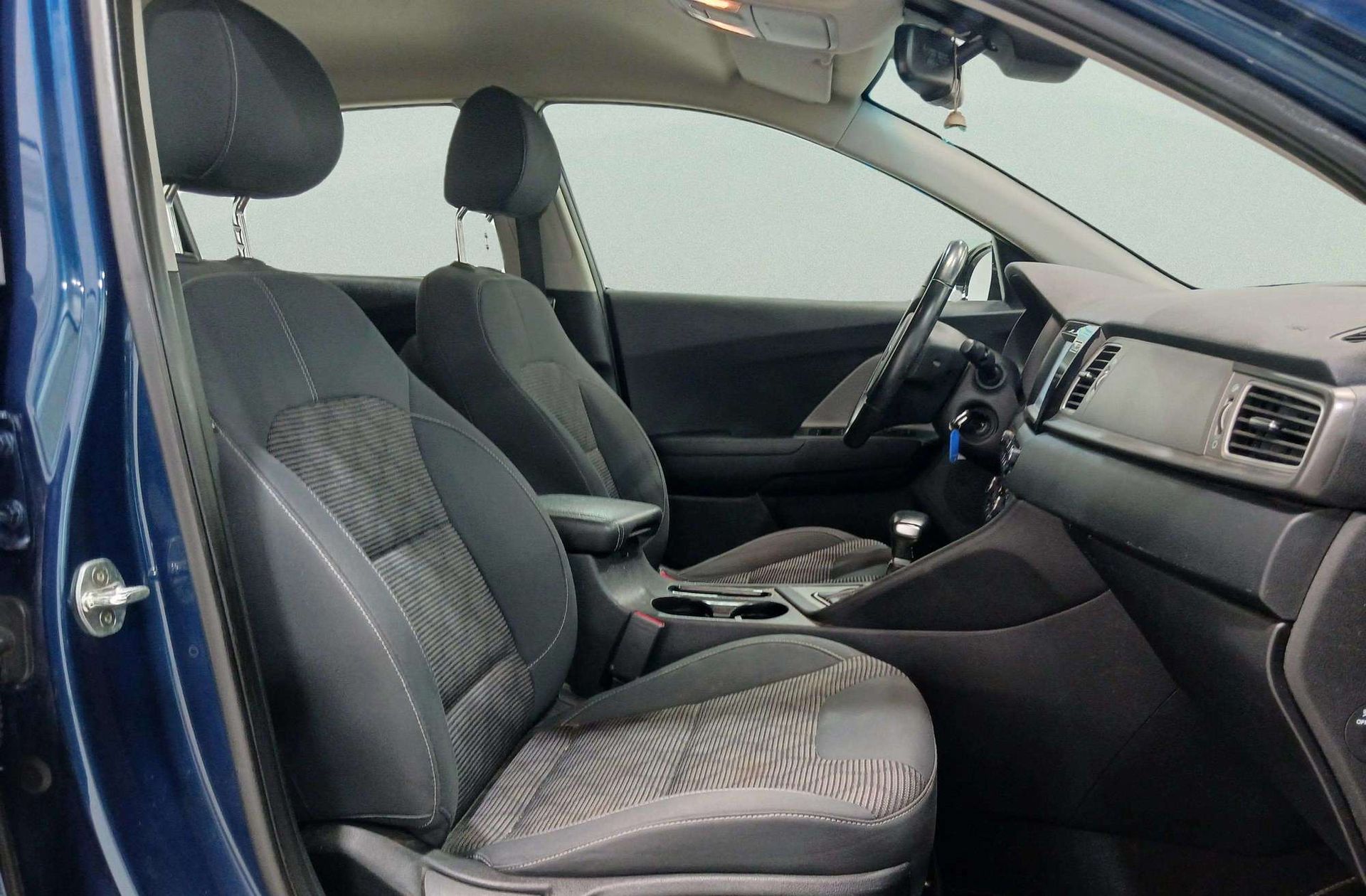 Kia Niro 1.6 GDi HEV Híbrido Drive - foto 19