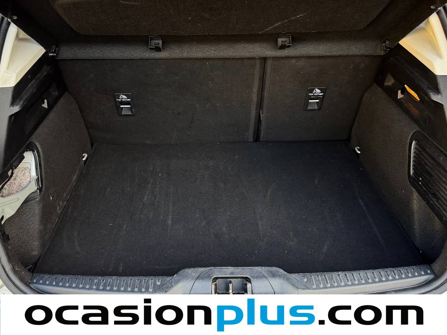 Fotos maletero Ford Focus FORD Focus 1.0 Ecoboost MHEV Active Auto 114 kW (155 CV)