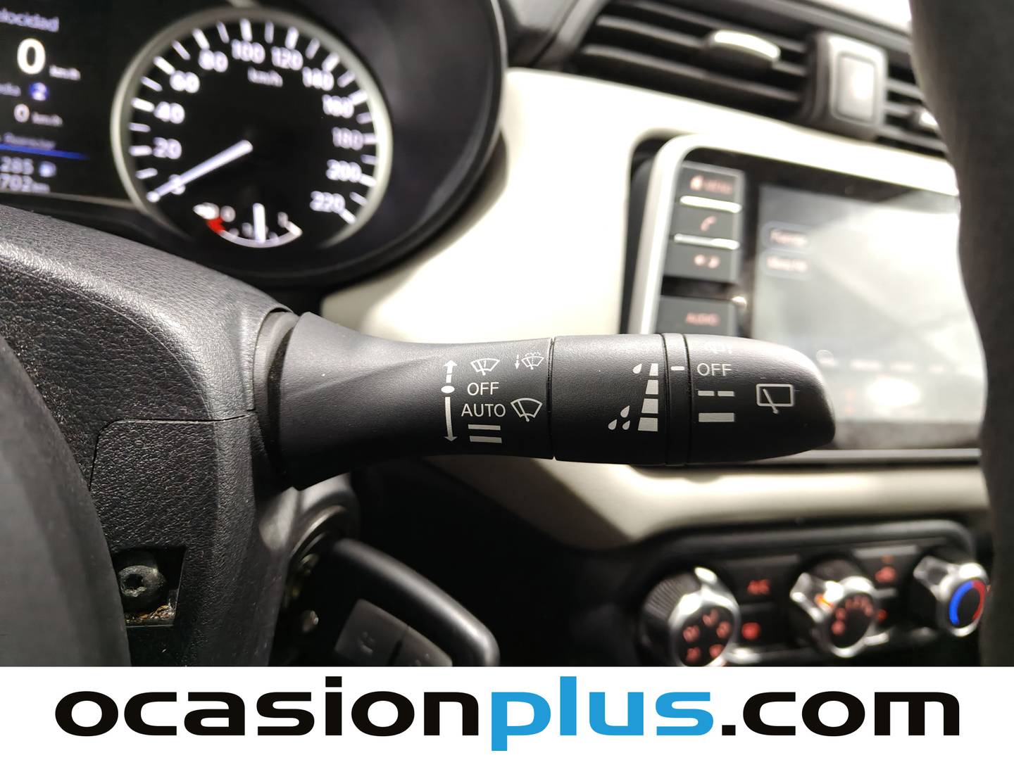 Foto Nissan Micra Nissan Micra IG-T 92 Kiiro (92 CV)