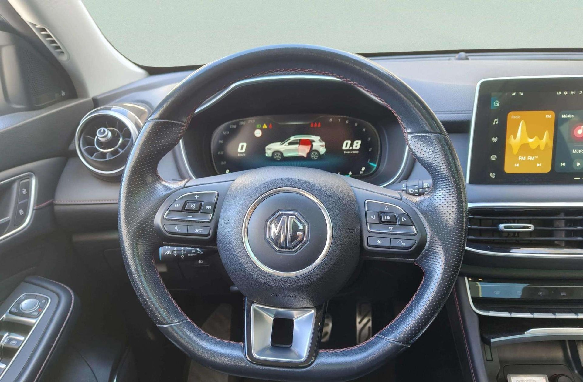 MG HS 1.5 Turbo GDI Luxury DCT - foto 28