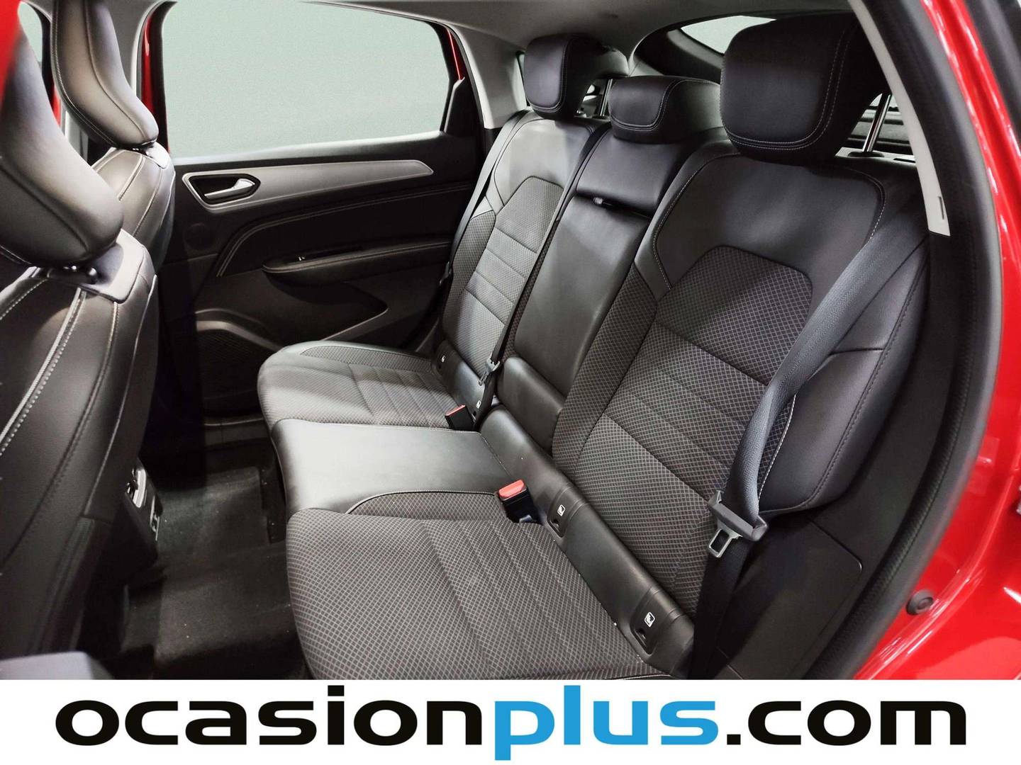 Foto asientos traseros Renault Arkana Renault Arkana Techno TCe 140 Mild hybrid EDC (140 CV)