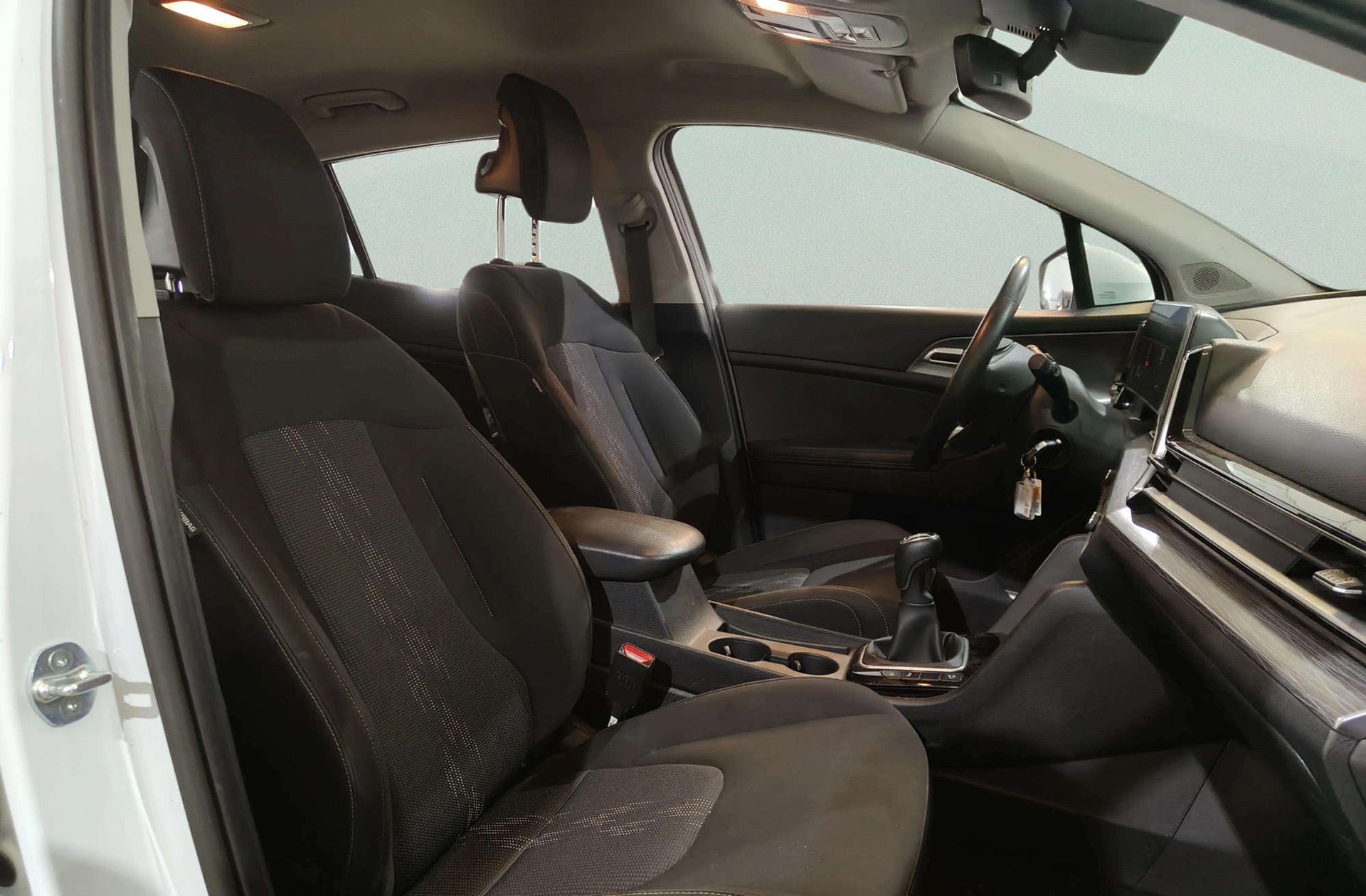 Kia Sportage 1.6 T-GDi MHEV Drive 4x2 - foto 19