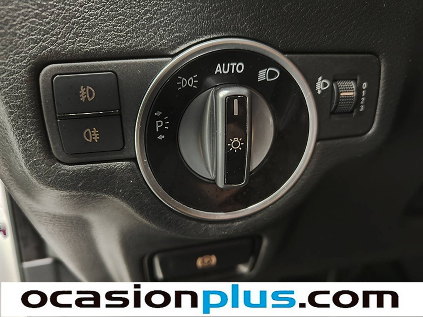 Foto Infiniti Q30 Infiniti Q30 1.6T Premium (122 CV)