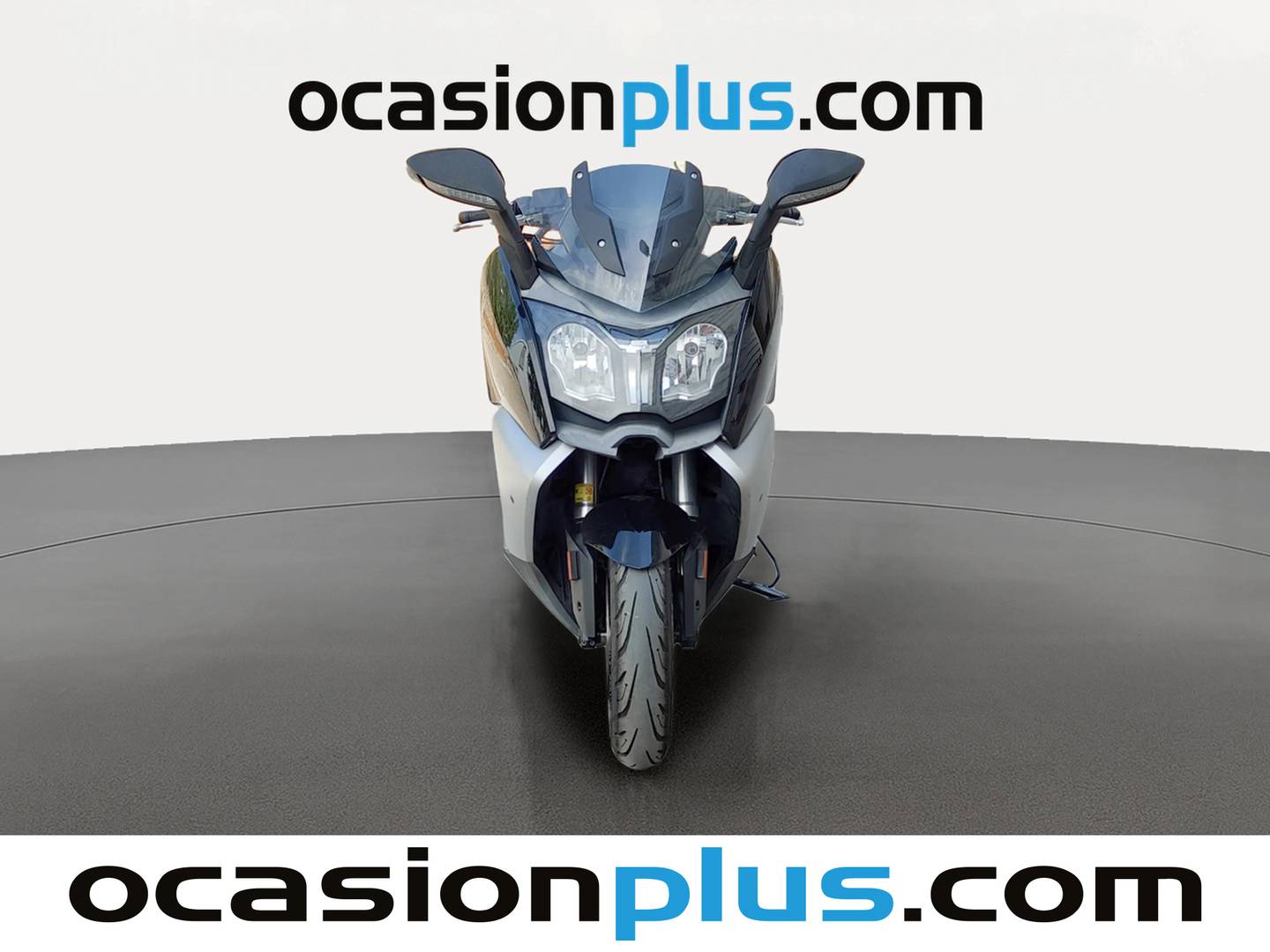 Foto trasera BMW Motorrad C650 GT BMW Motorrad C650 GT C650 GT derecha