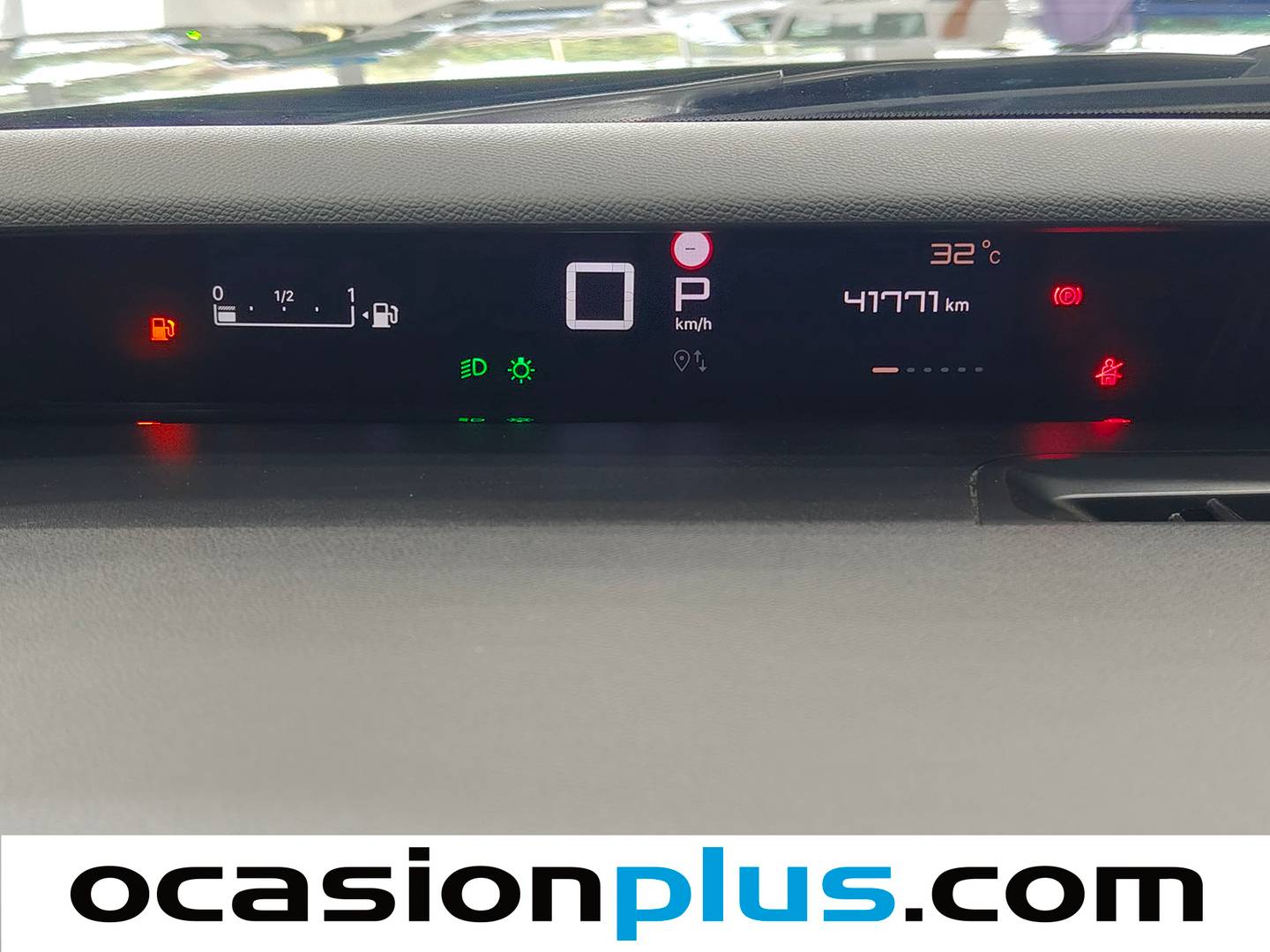 Citroën C3 Aircross Citroën C3 Aircross Hybrid 136 Plus e-DCS6 (136 CV) de segunda mano