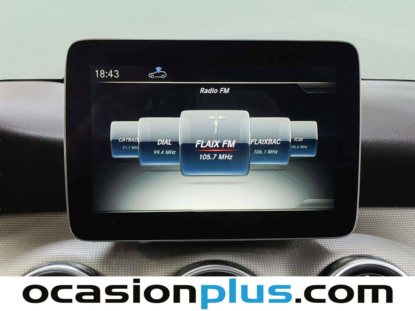 Foto Mercedes GLA Mercedes-Benz GLA GLA 200 d Urban (136 CV)