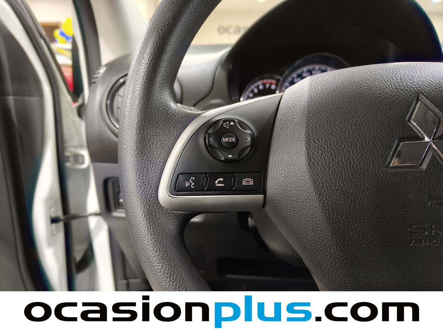 Foto Mitsubishi Space Star Mitsubishi Space Star 120 MPI Motion (71 CV)