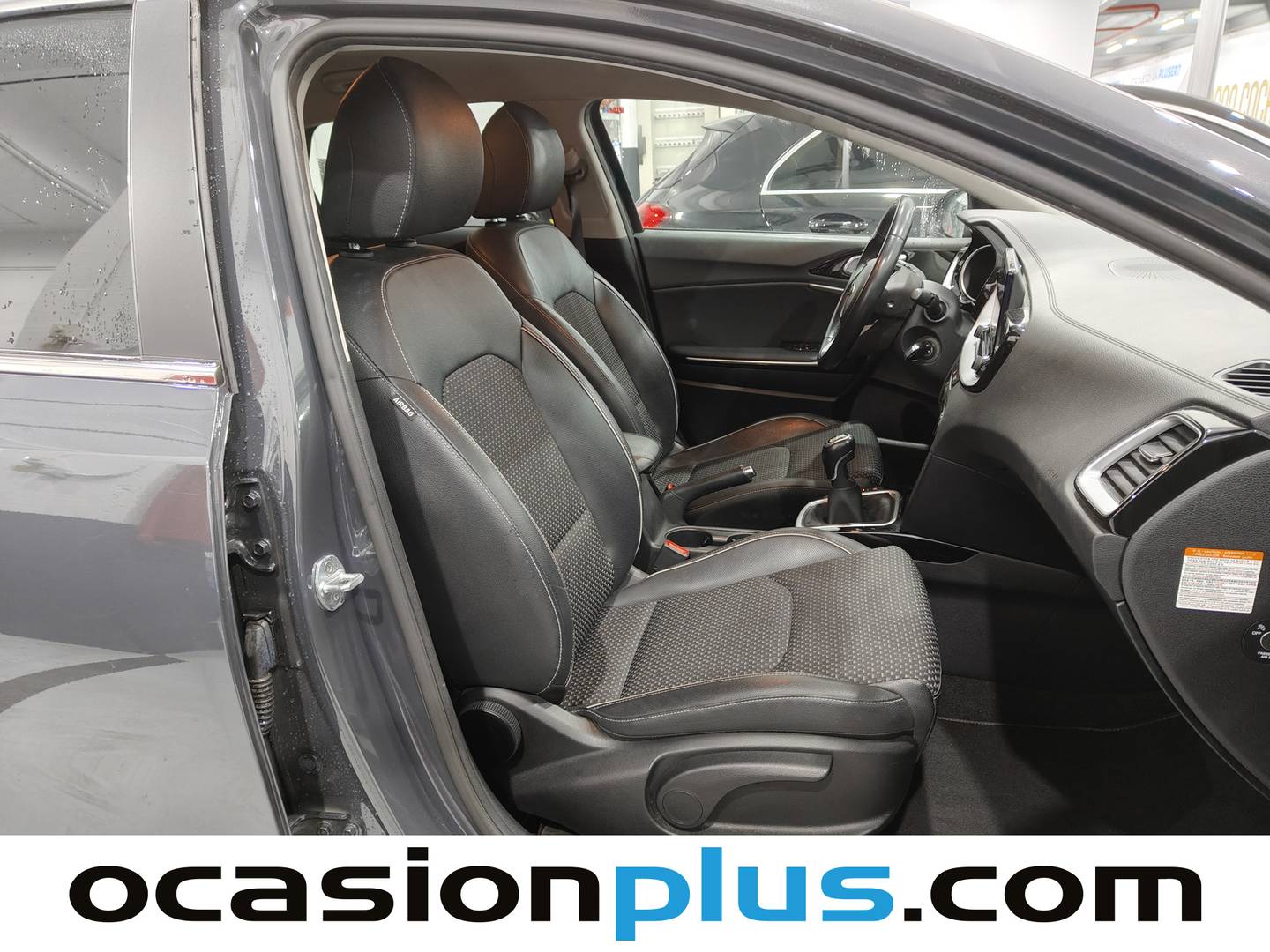 Foto KIA Ceed Kia Ceed 1.6 MHEV iMT Tech (136 CV)