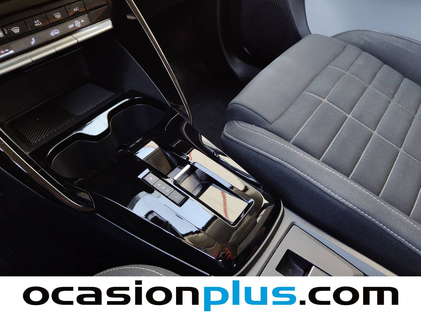Citroën C3 Aircross Citroën C3 Aircross Hybrid 145 Plus e-DCS6 (145 CV) de segunda mano