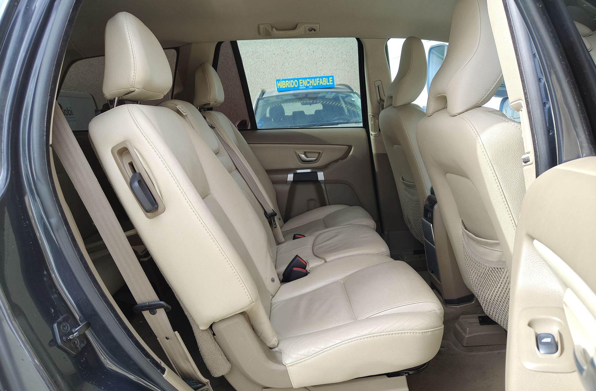 Volvo XC90 D5 Momentum AWD - foto 20