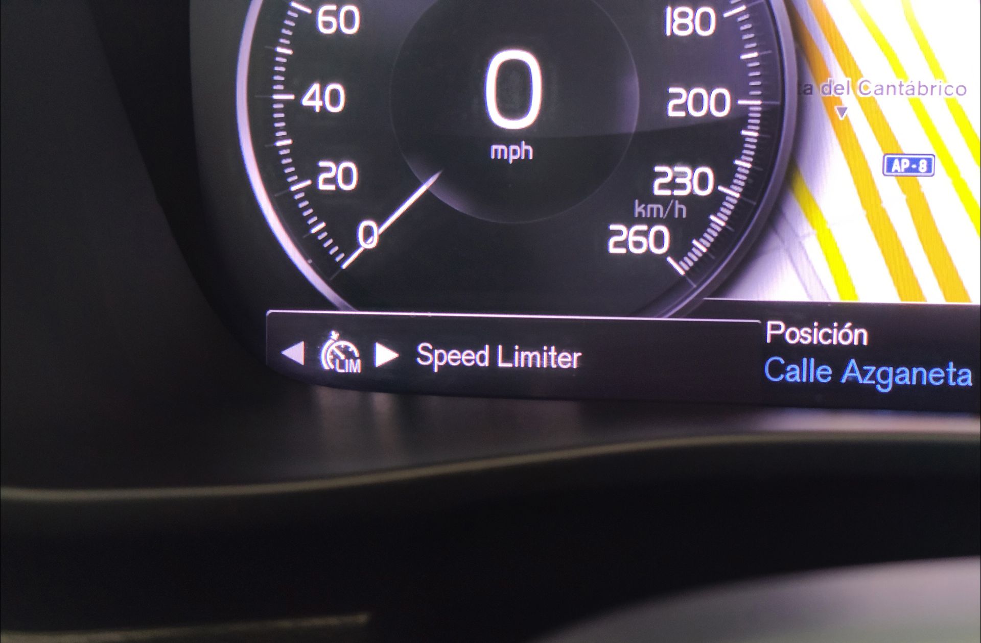Volvo XC40 D3 Business Plus - foto 40