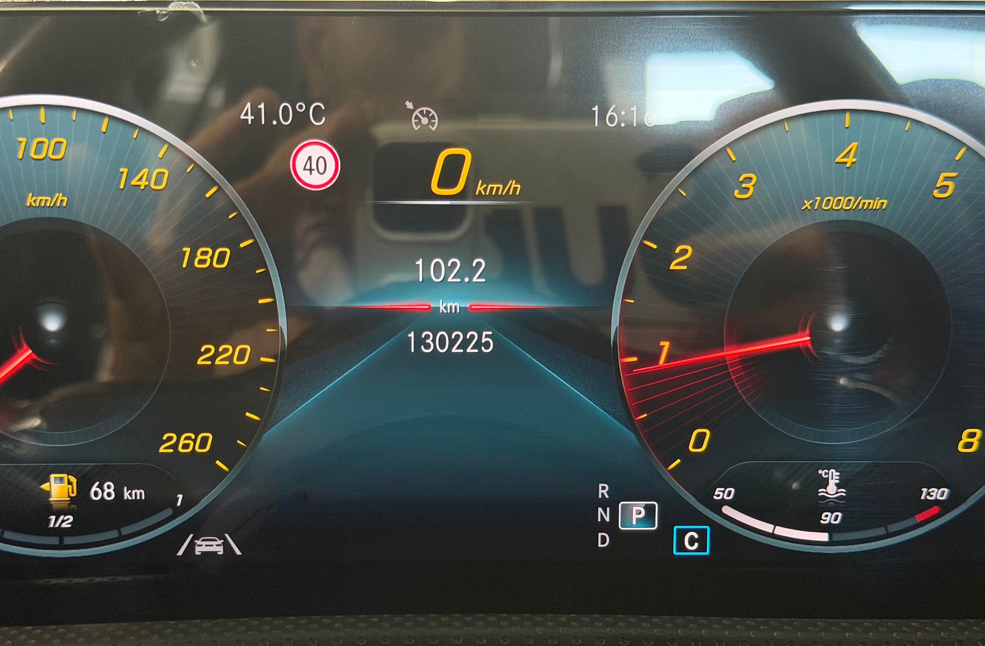 Mercedes-Benz CLA 180 Pack AMG - foto 12