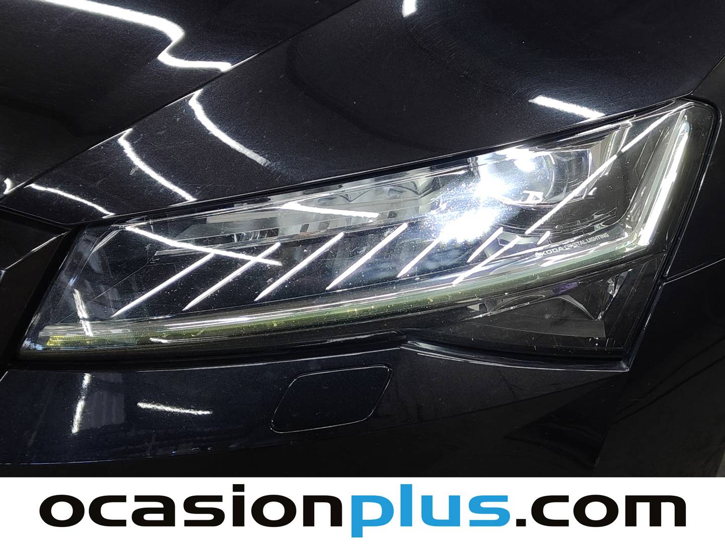 Foto Skoda Superb Skoda Superb Combi 2.0 TSI Sportline 4x4 DSG (272 CV)