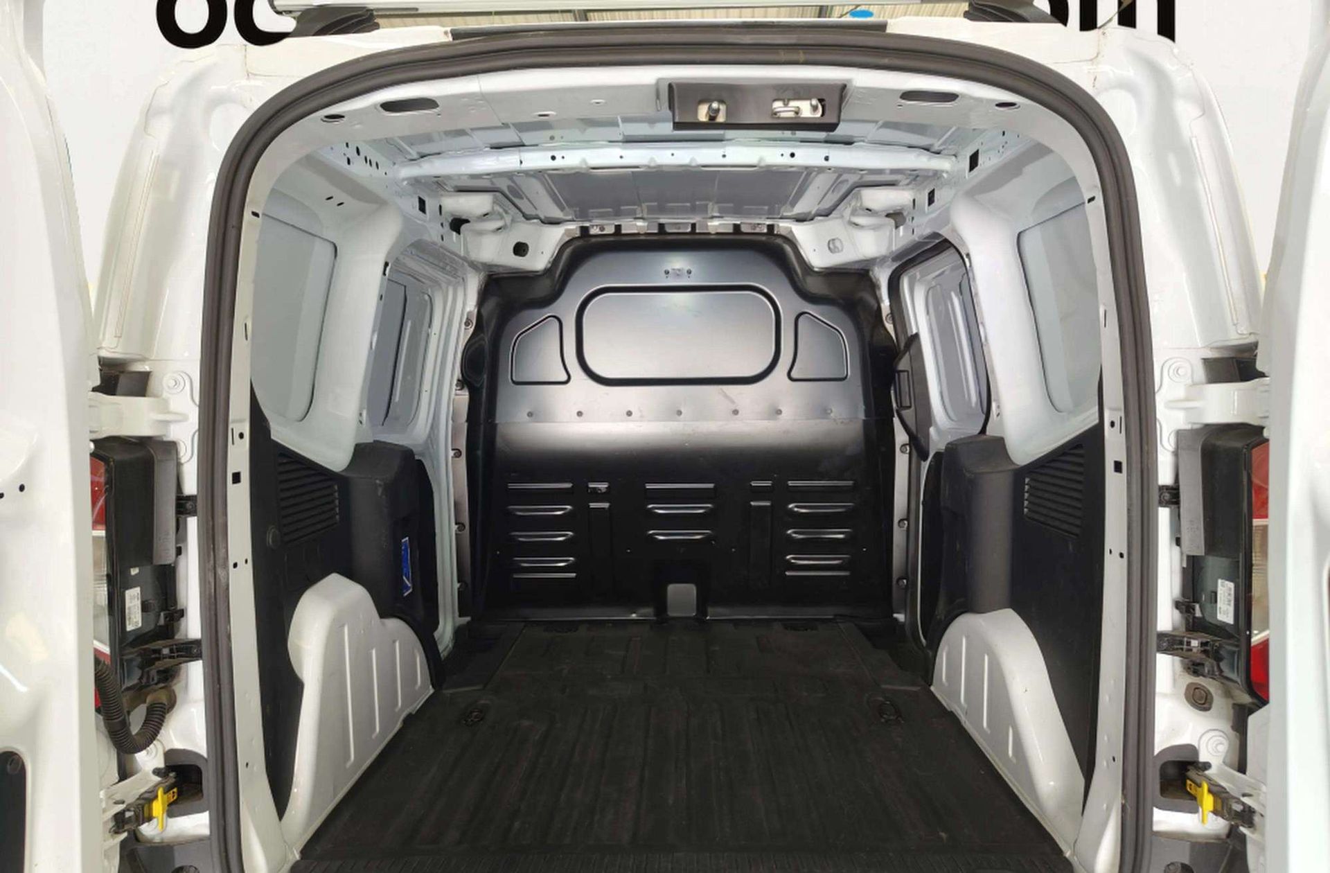 Ford Transit Furgon 1.5 EcoBlue Trend - foto 14